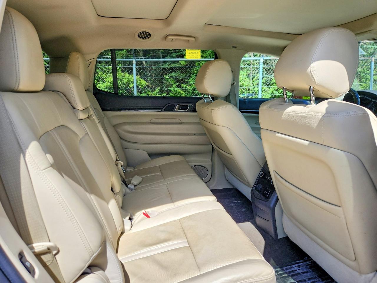 2018 LINCOLN MKT