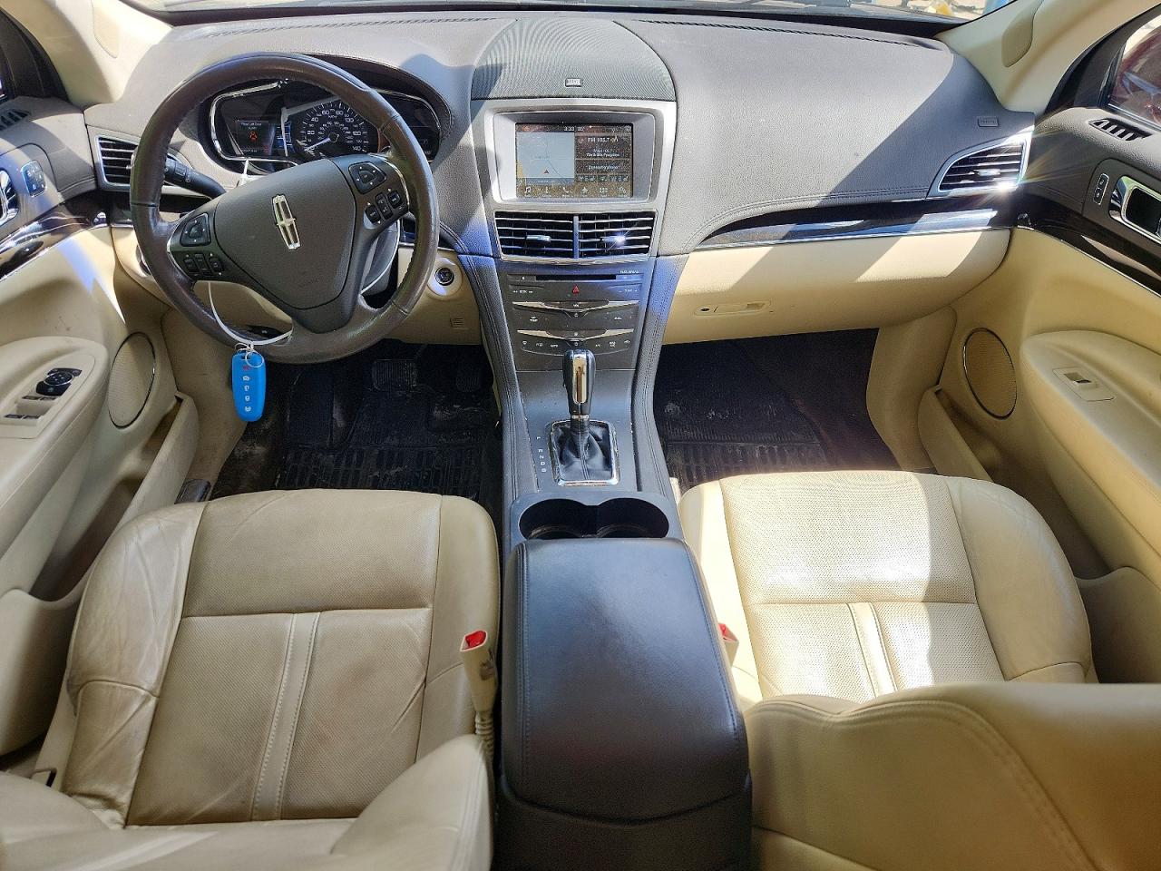 2018 LINCOLN MKT