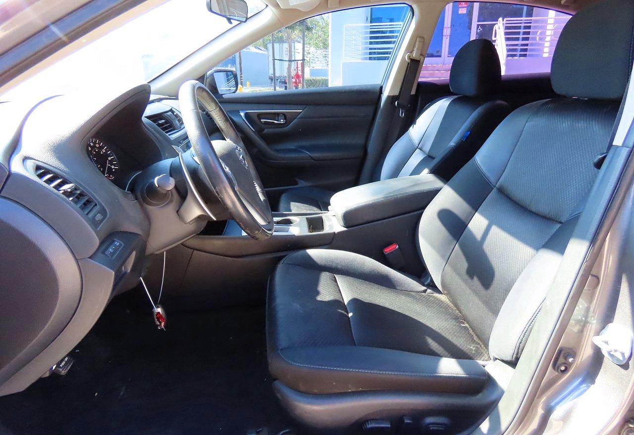 2017 NISSAN ALTIMA