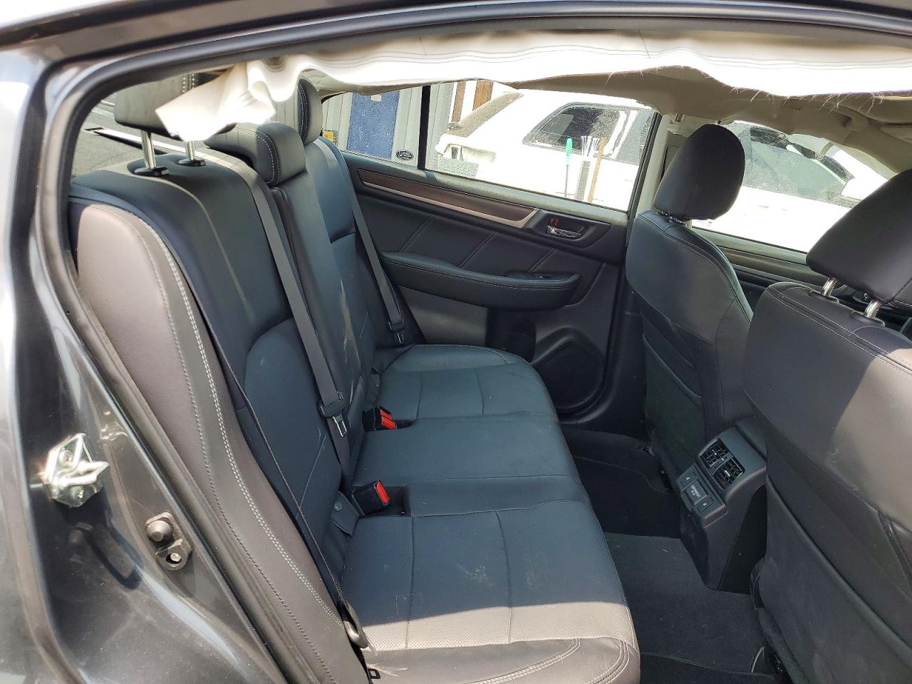 2018 SUBARU LEGACY