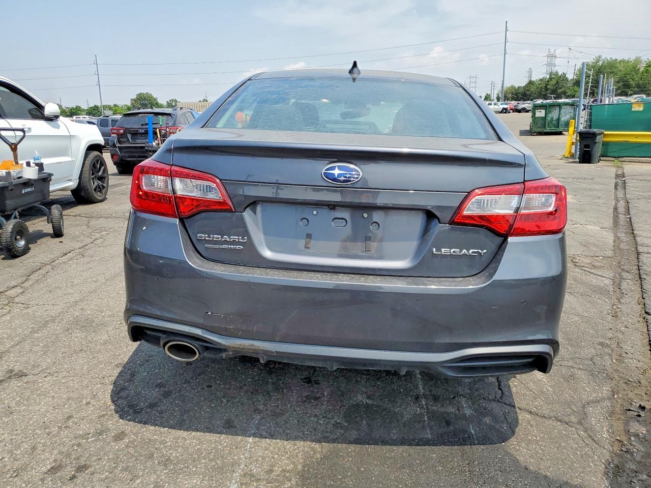 2018 SUBARU LEGACY