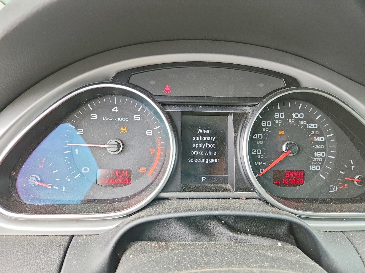 2011 AUDI Q7