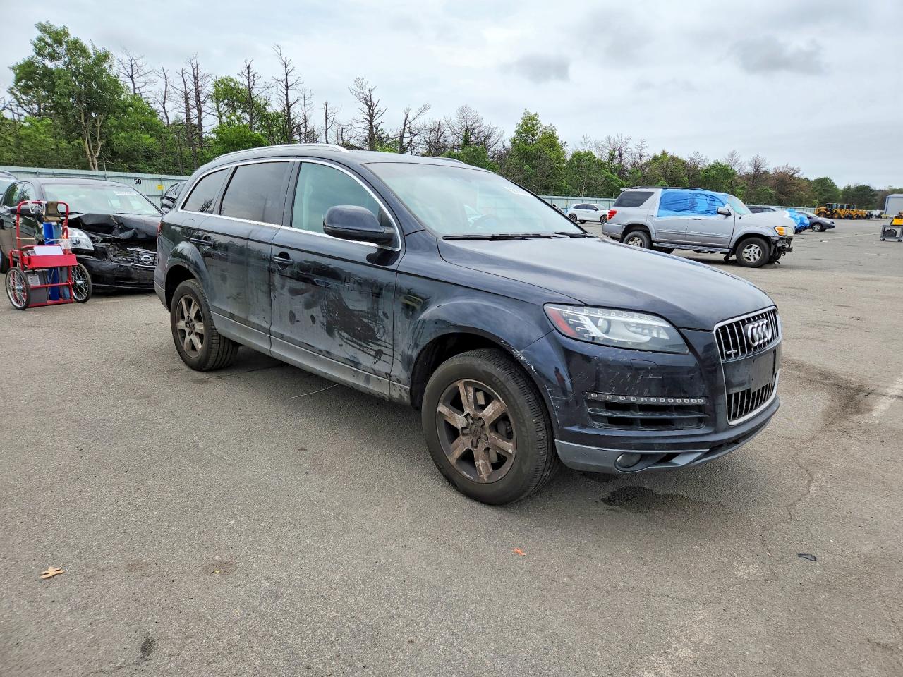 2011 AUDI Q7