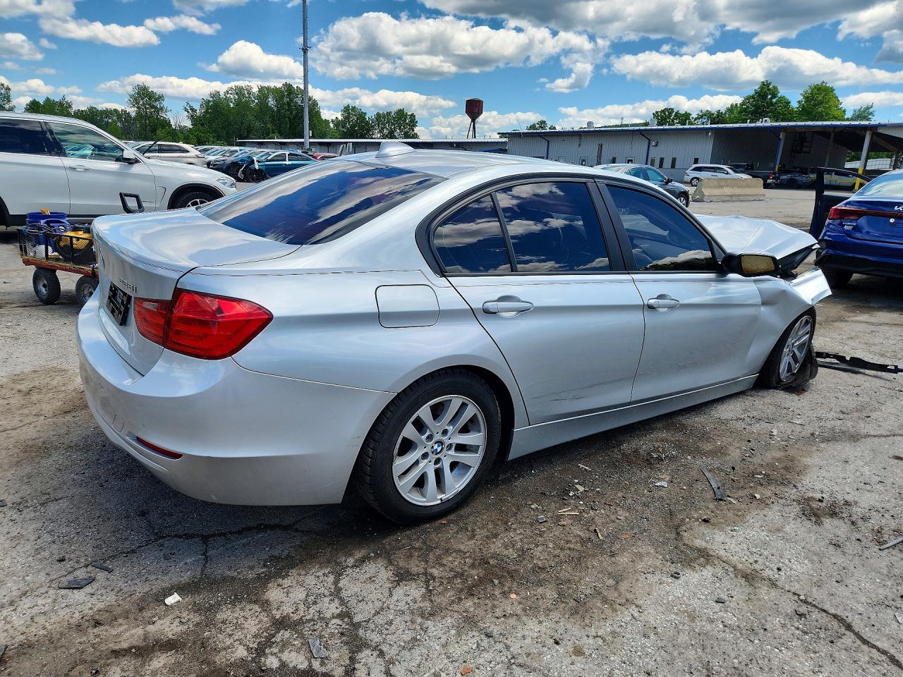 2014 BMW 3 SERIES