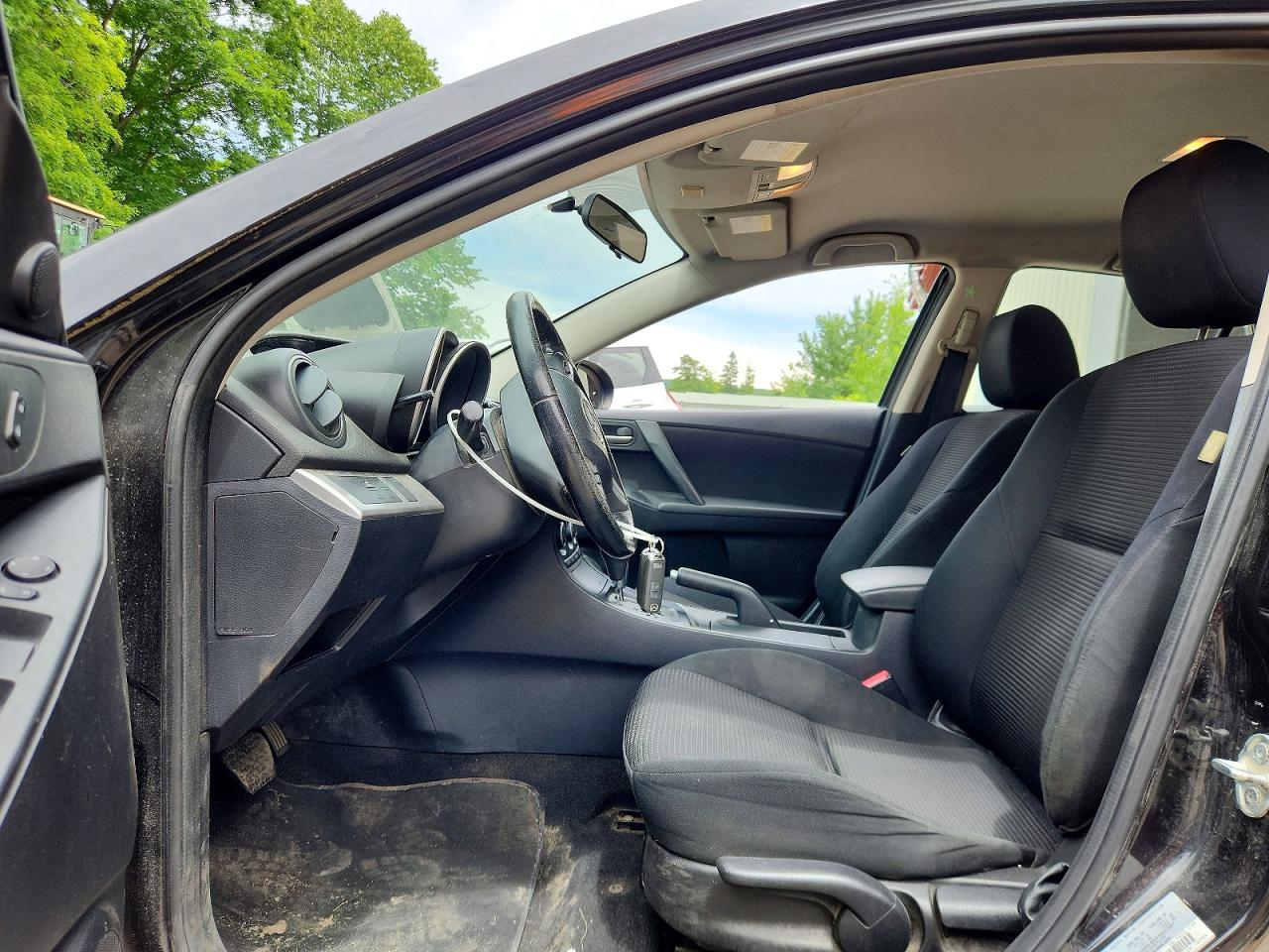 2013 MAZDA 3