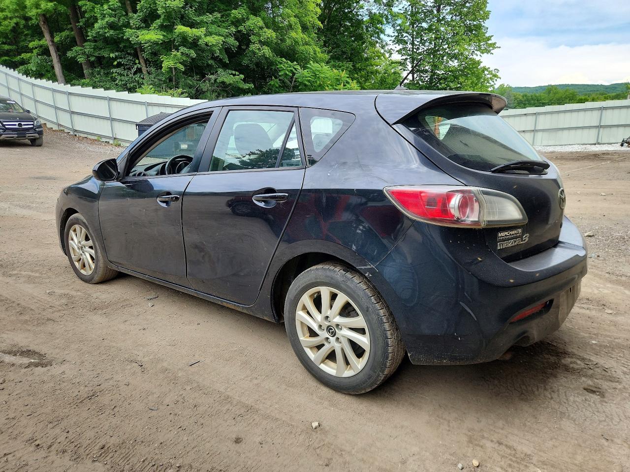 2013 MAZDA 3