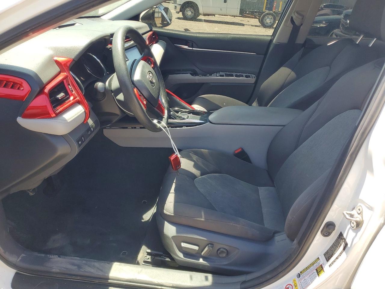 2018 TOYOTA CAMRY