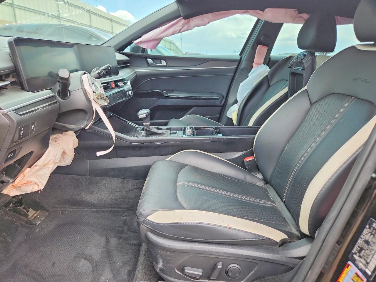 2025 KIA K5