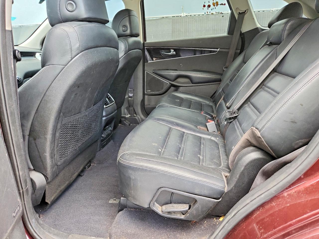 2017 KIA SORENTO