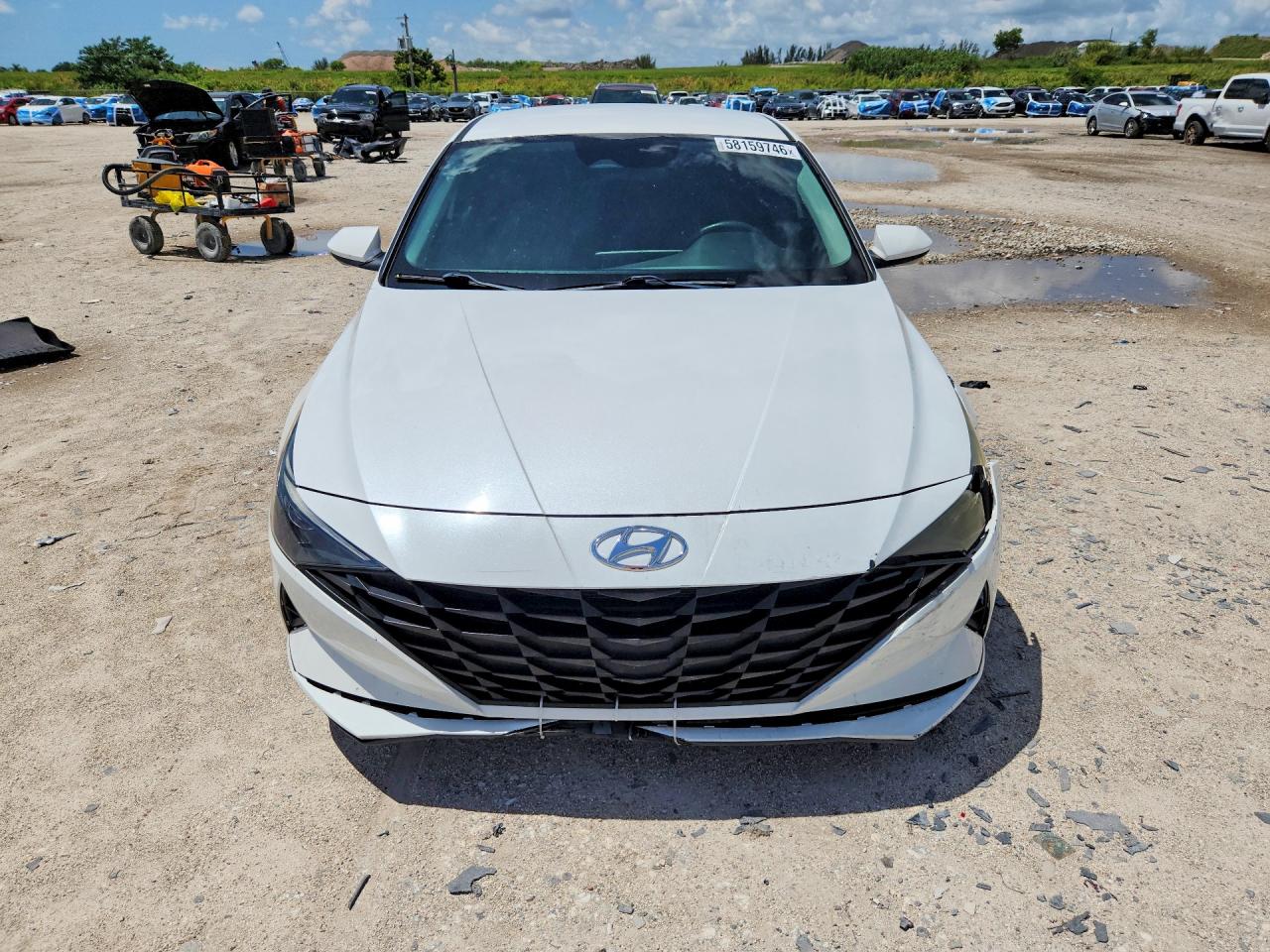2022 HYUNDAI ELANTRA