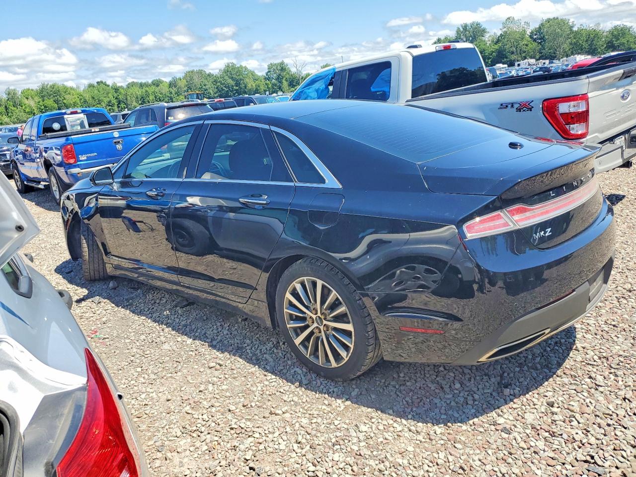 2017 LINCOLN MKZ