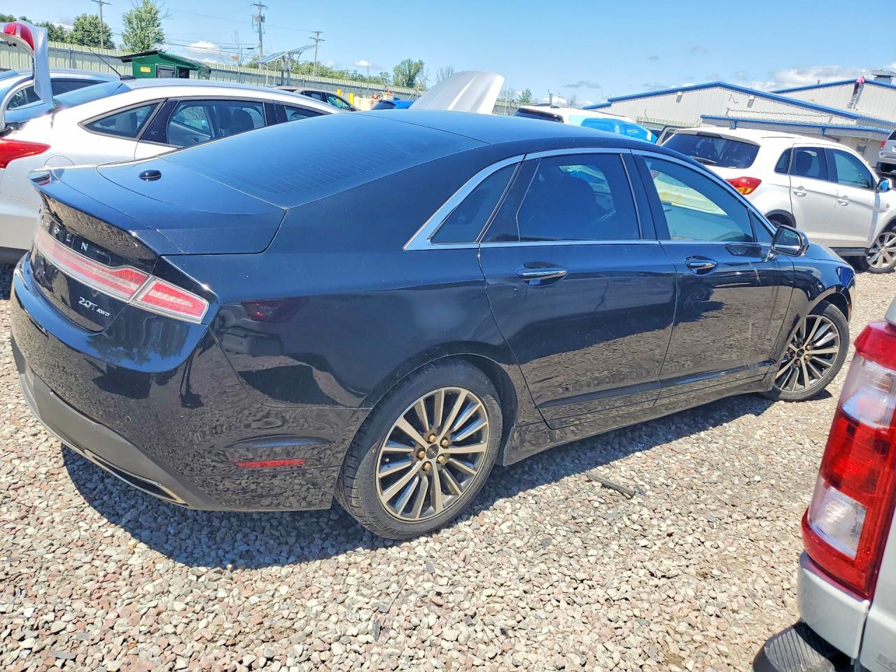 2017 LINCOLN MKZ