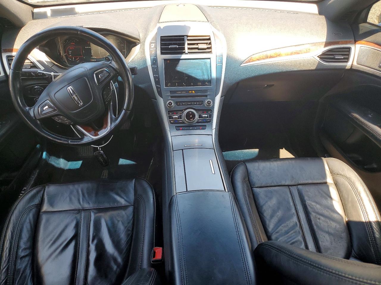 2017 LINCOLN MKZ