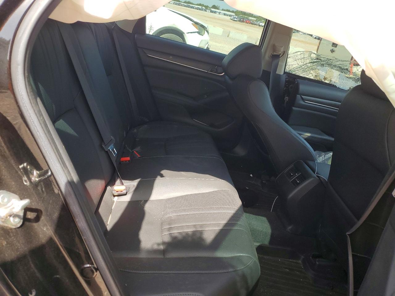 2019 HONDA ACCORD