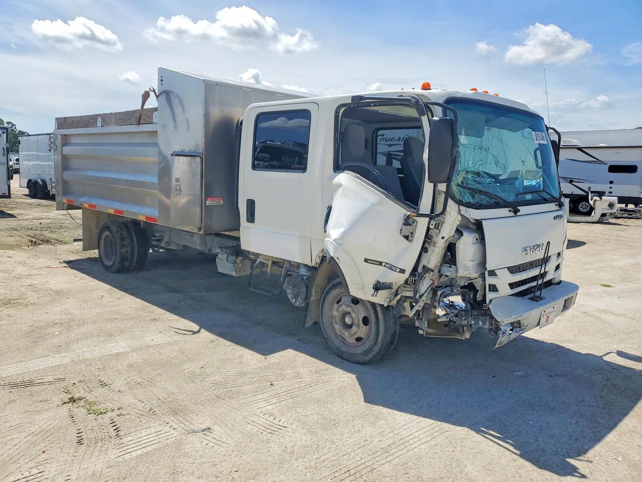 2020 ISUZU NPR