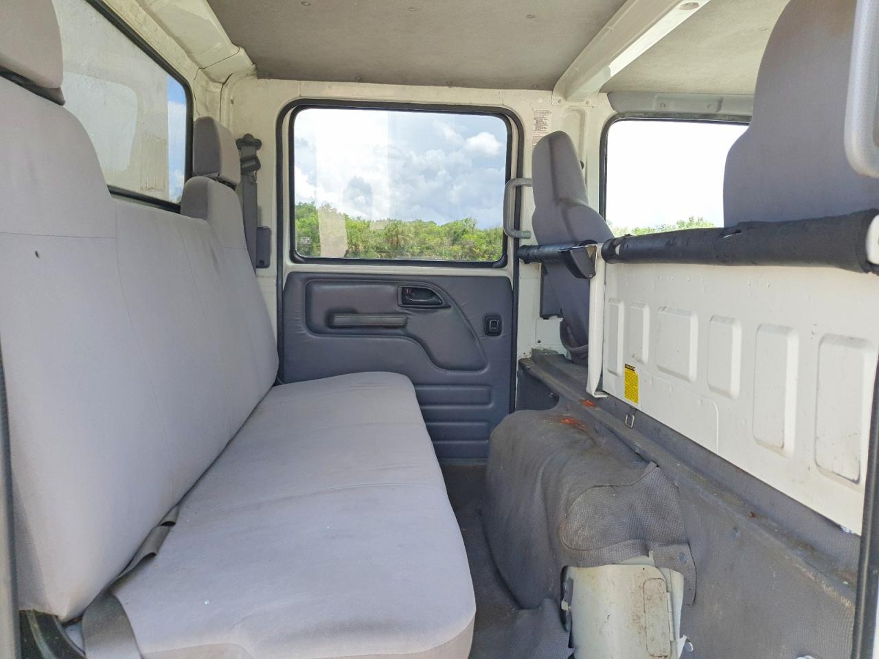 2020 ISUZU NPR