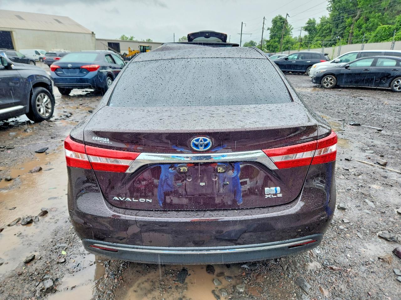 2014 TOYOTA AVALON