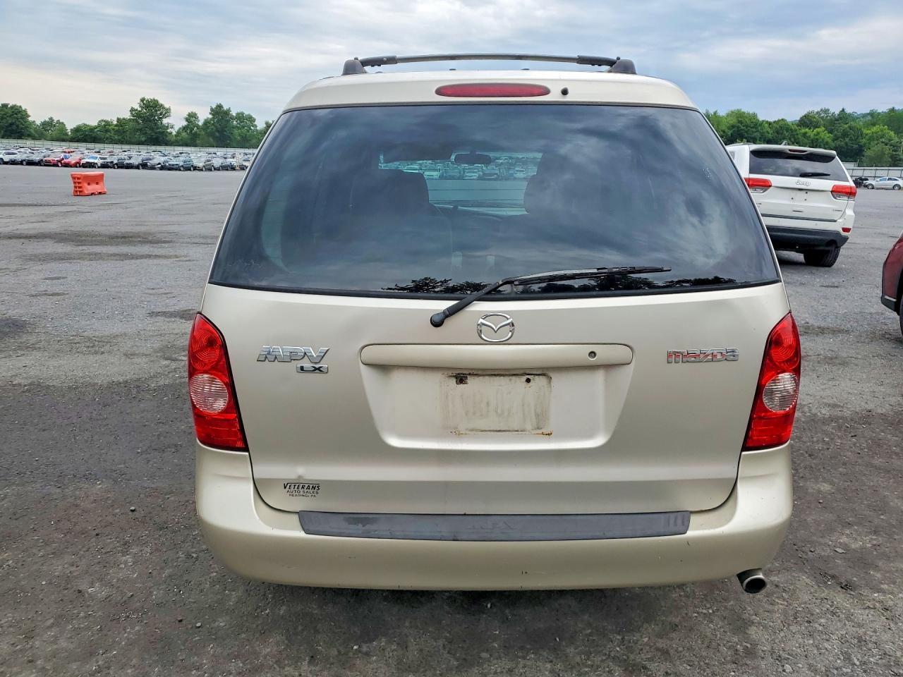 2003 MAZDA MPV