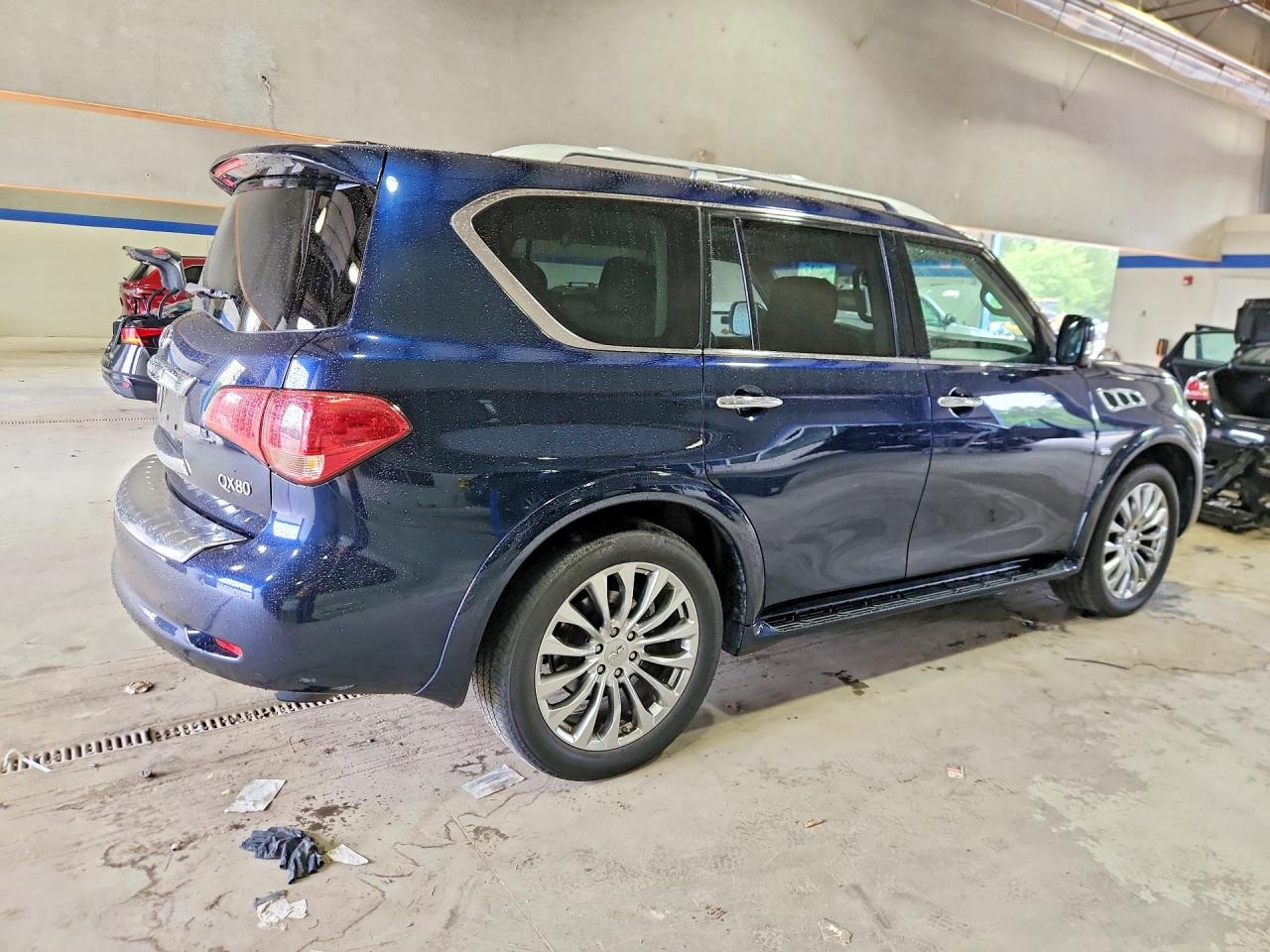 2017 INFINITI QX80