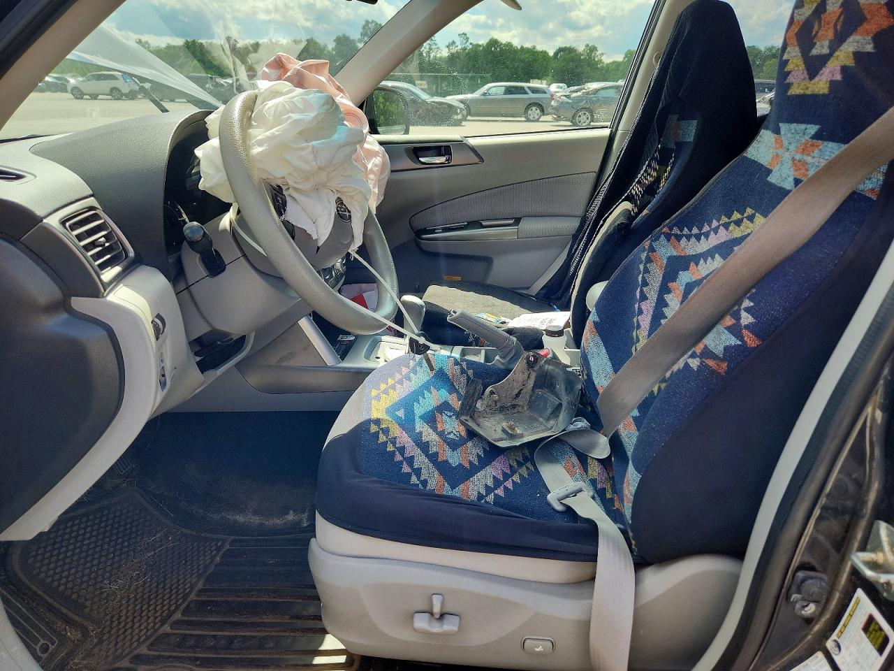 2011 SUBARU FORESTER