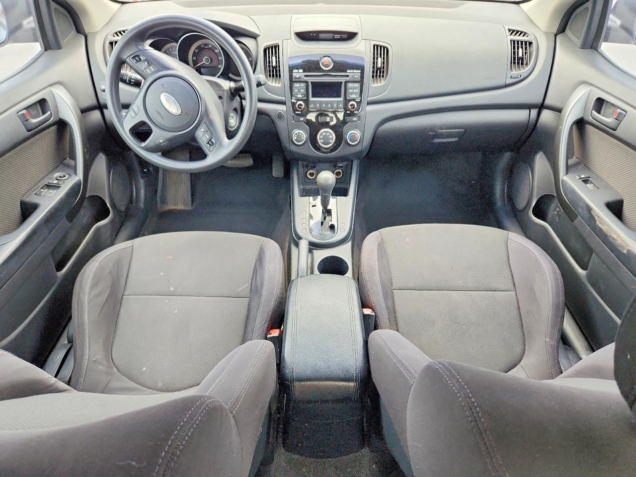 2010 KIA FORTE
