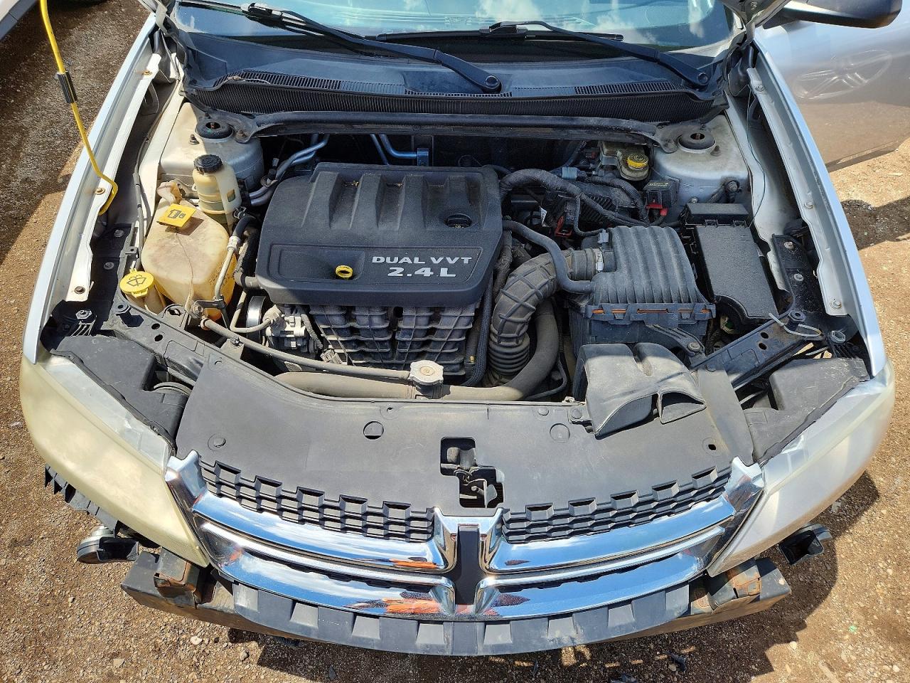 2011 DODGE AVENGER