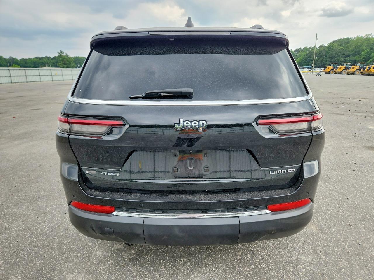 2022 JEEP CHEROKEE