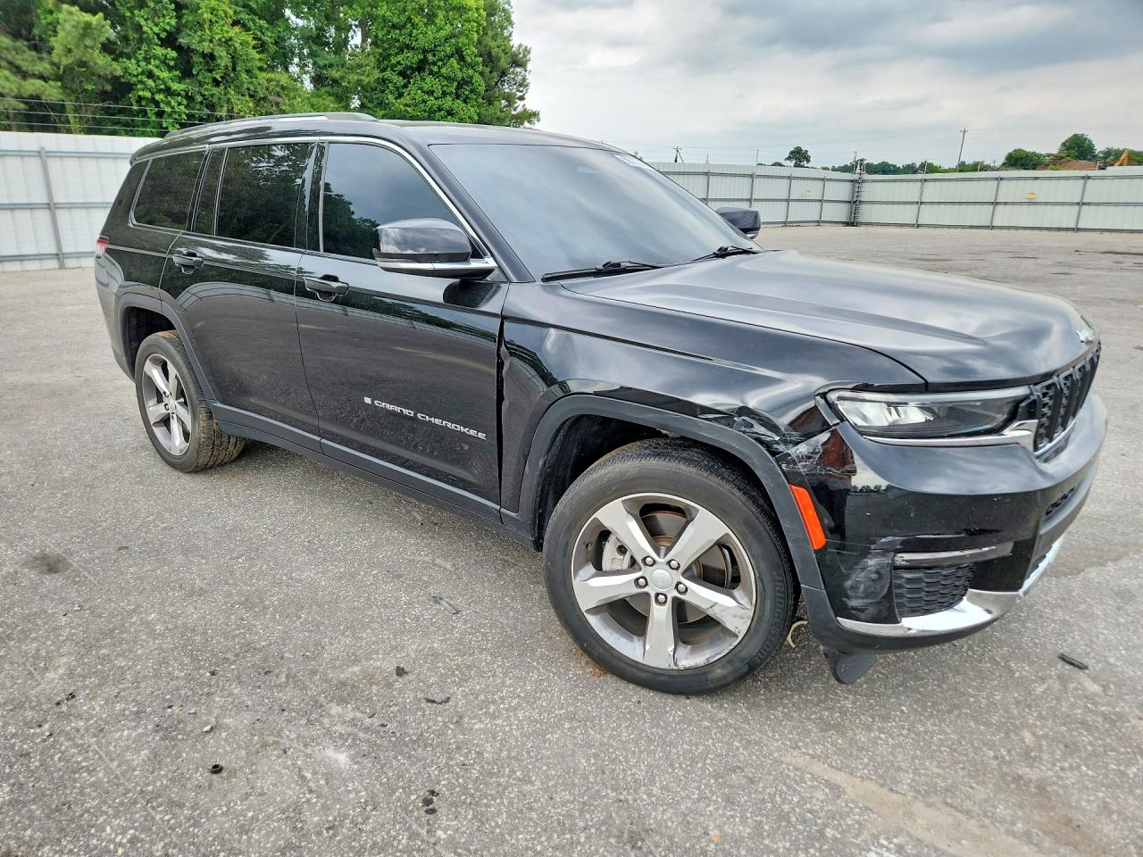 2022 JEEP CHEROKEE