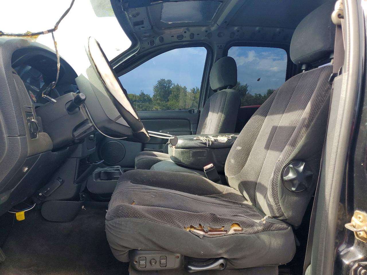 2004 DODGE RAM 2500