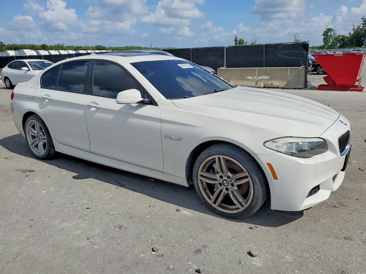 2013 BMW 5 SERIES