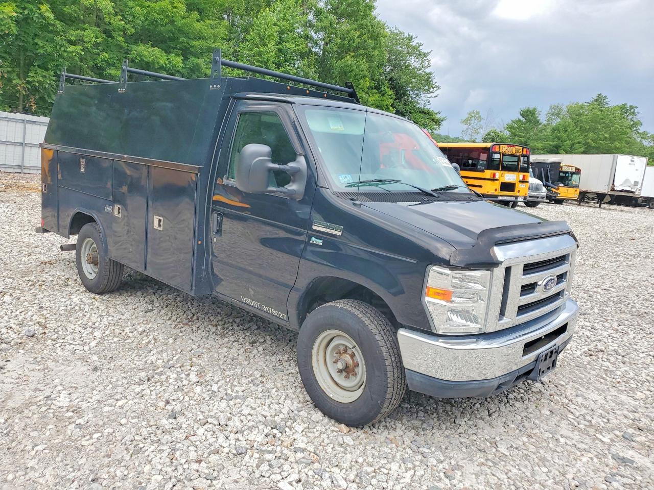 2015 FORD ECONOLINE