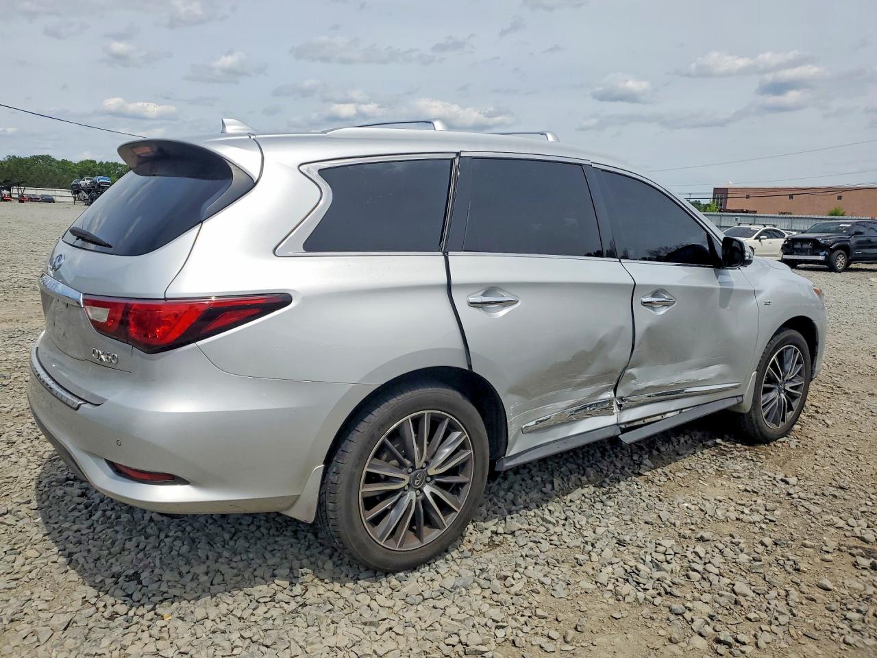 2018 INFINITI QX60