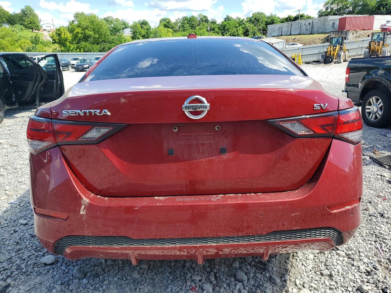 2022 NISSAN SENTRA