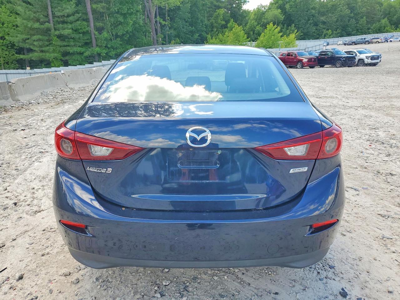 2016 MAZDA 3