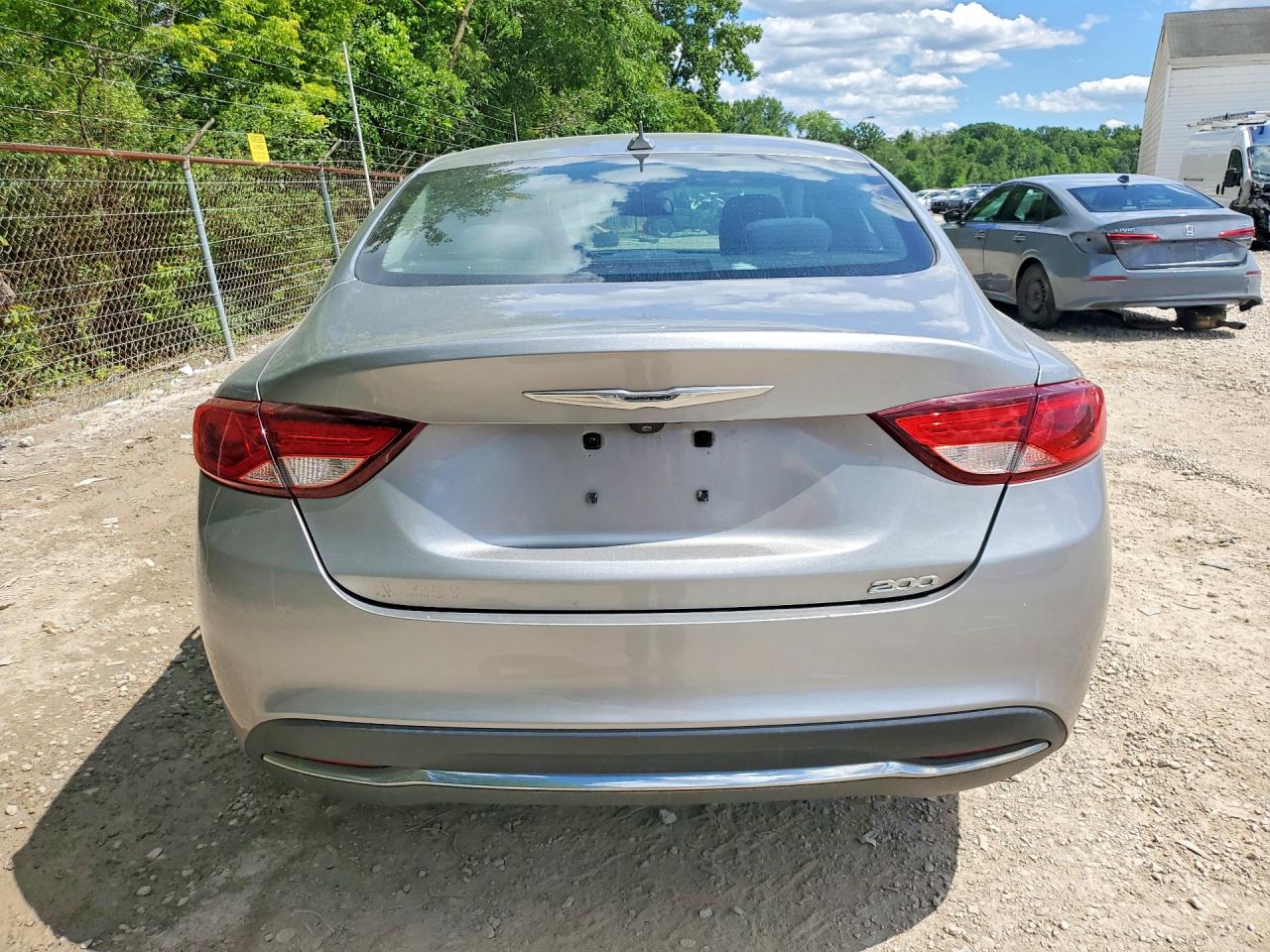 2016 CHRYSLER 200