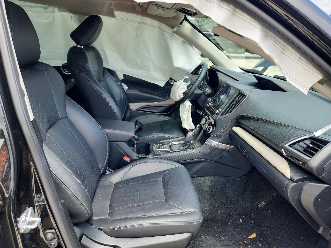 2024 SUBARU FORESTER