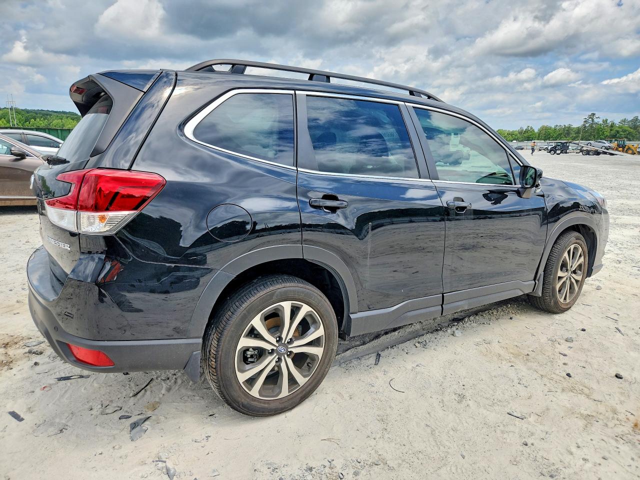 2024 SUBARU FORESTER