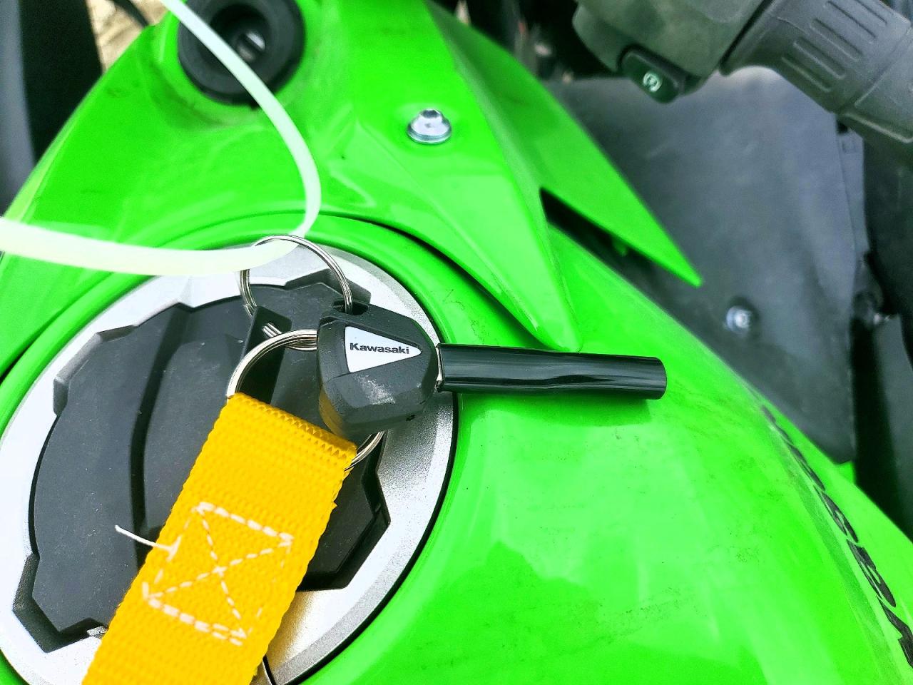2026 KAWASAKI EX