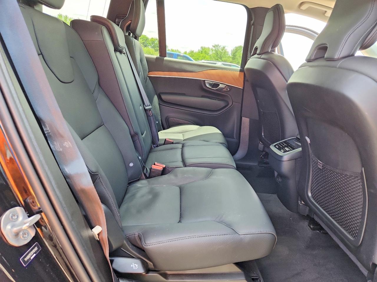 2024 VOLVO XC90