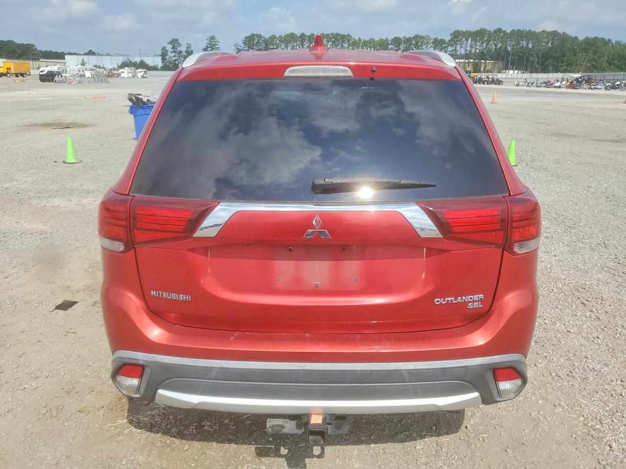 2017 MITSUBISHI OUTLANDER