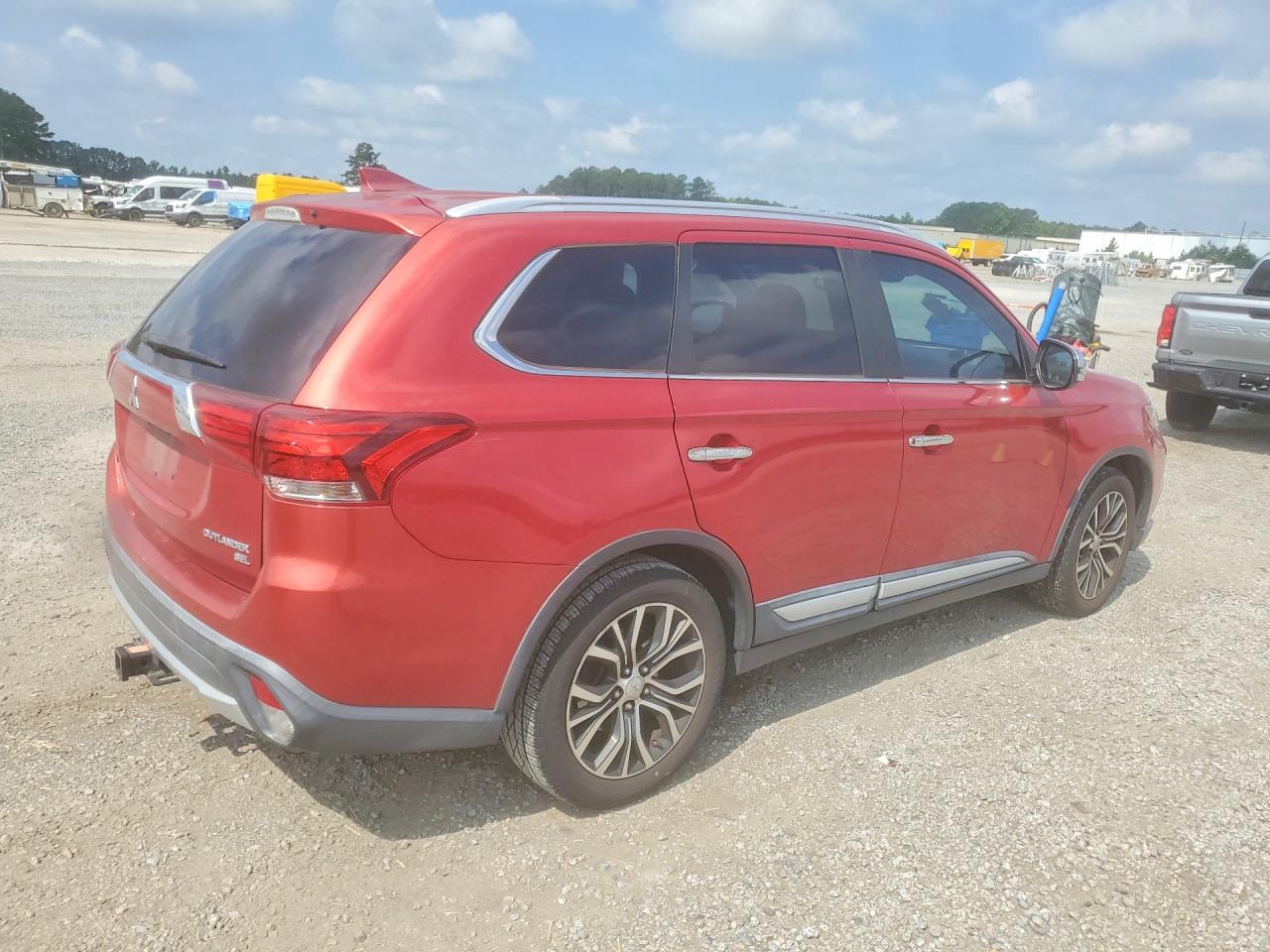 2017 MITSUBISHI OUTLANDER