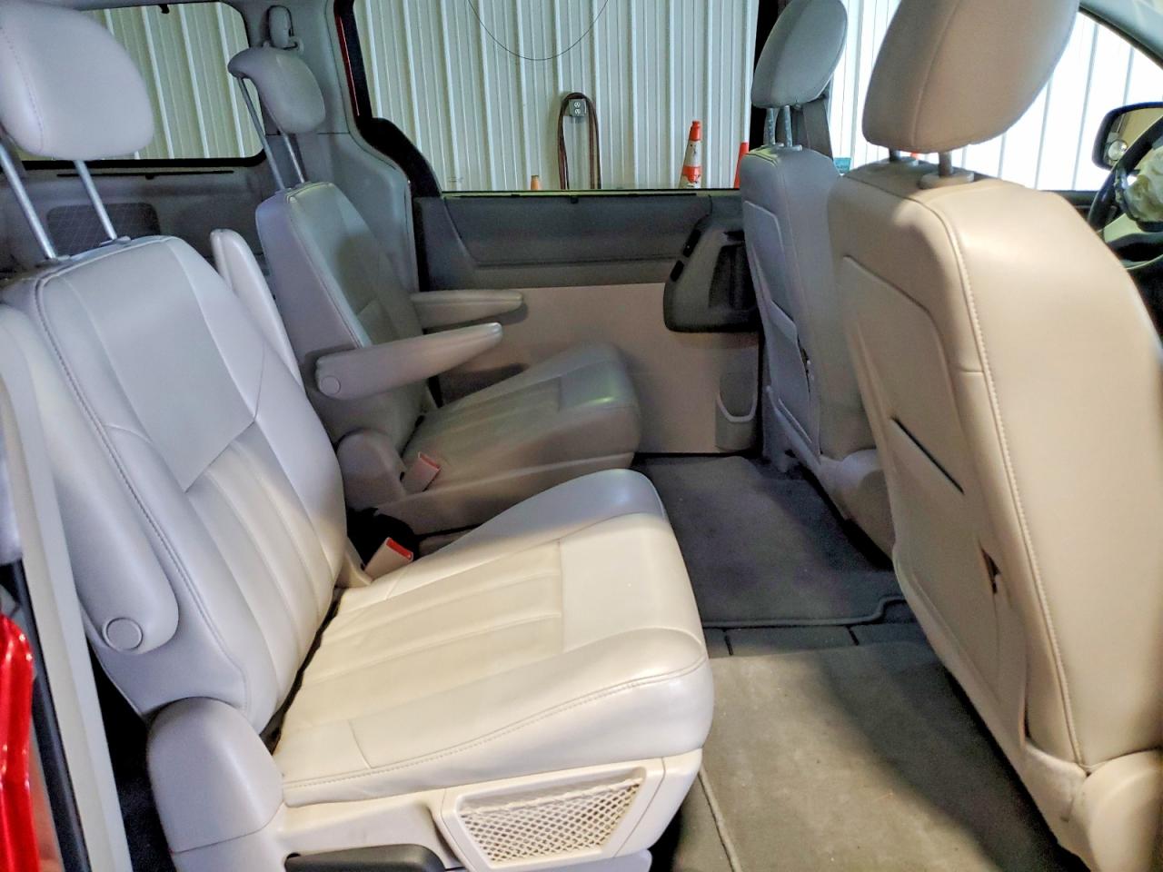 2008 CHRYSLER MINIVAN