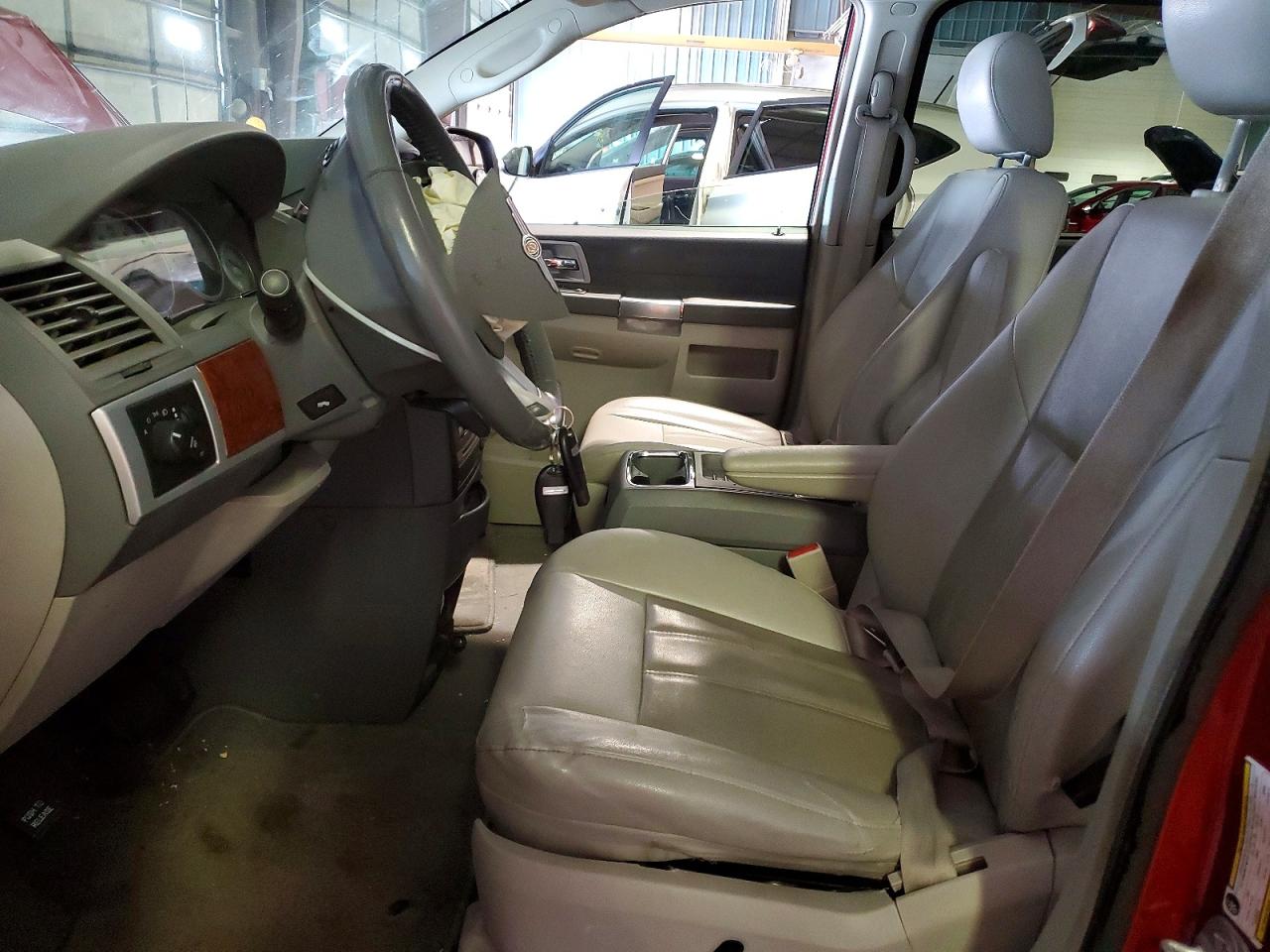 2008 CHRYSLER MINIVAN
