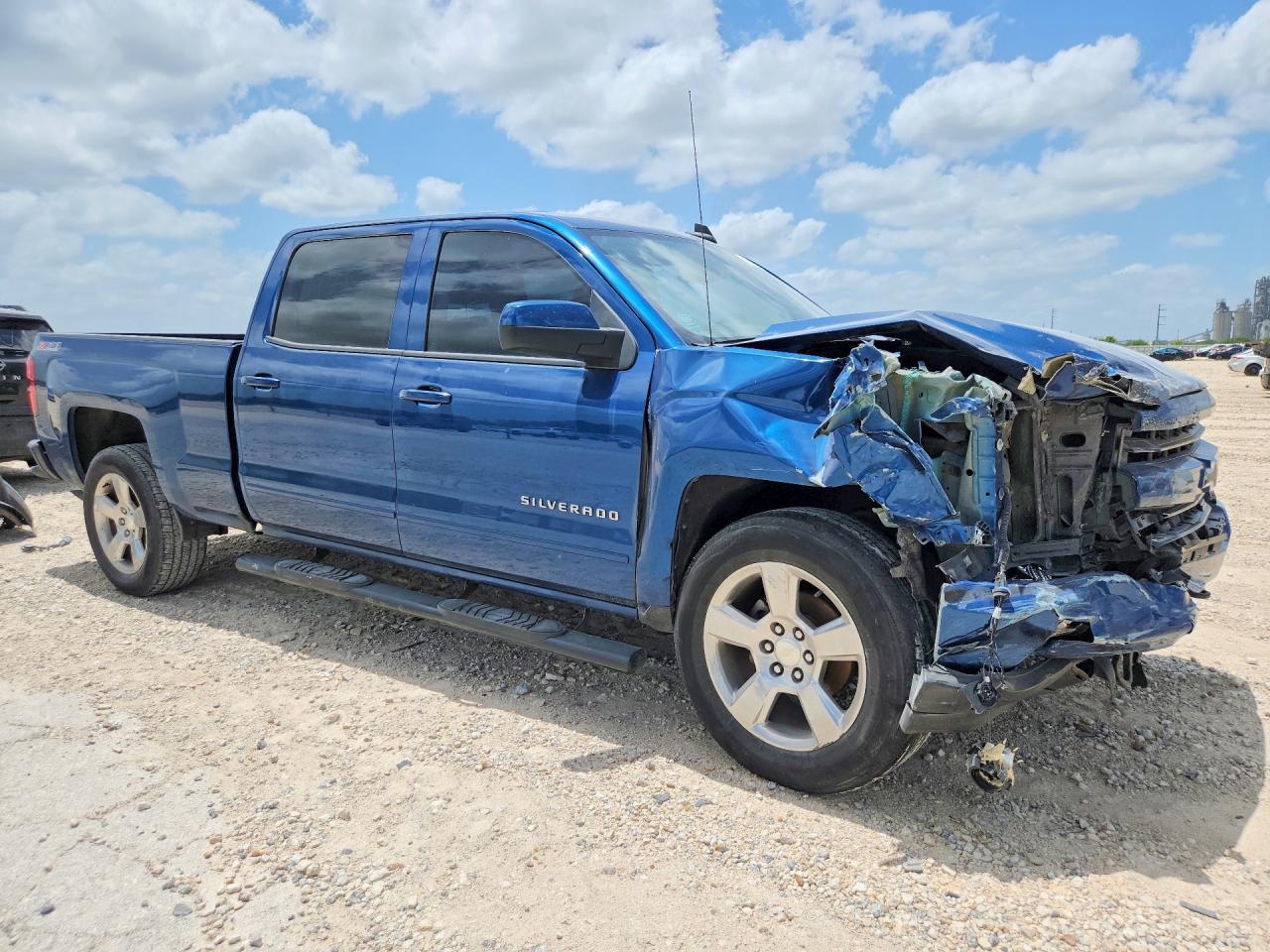 2017 CHEVROLET SILVERADO