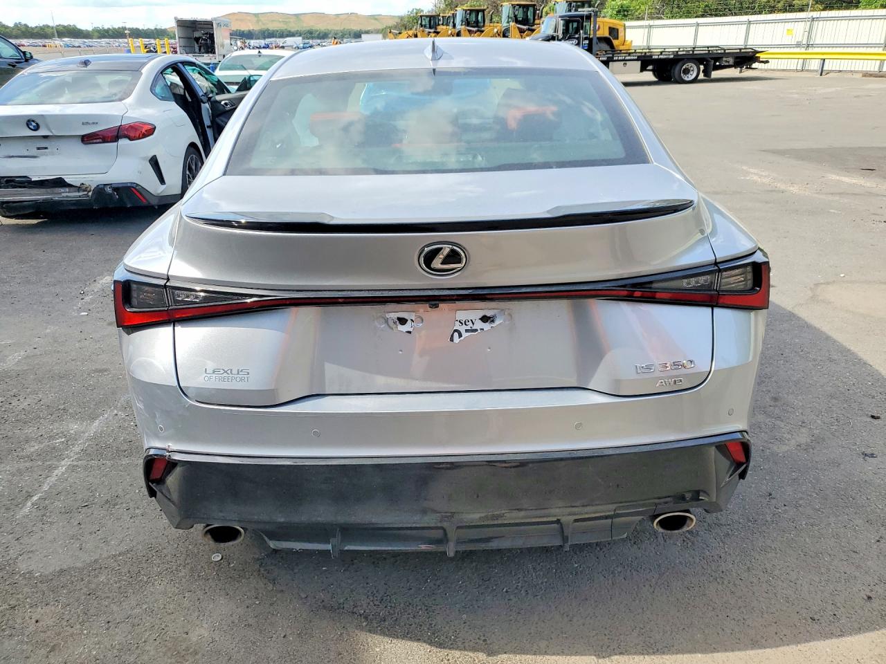 2025 LEXUS IS
