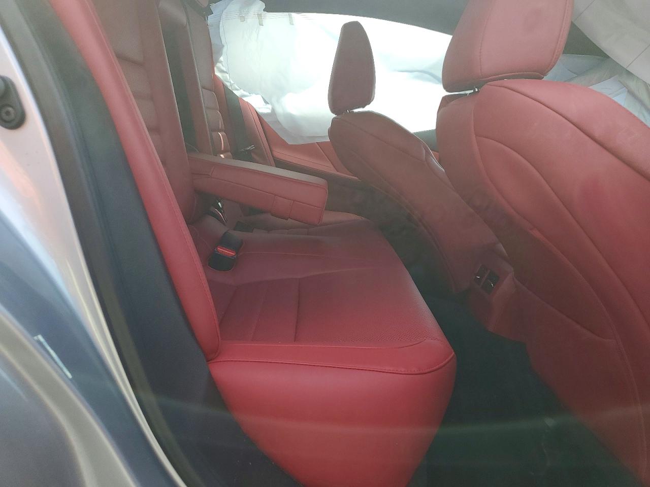 2025 LEXUS IS