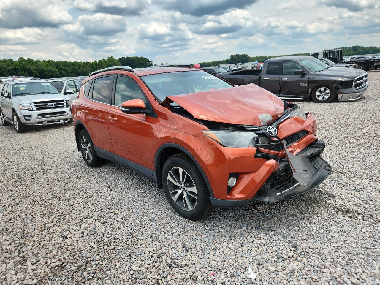 2016 TOYOTA RAV4