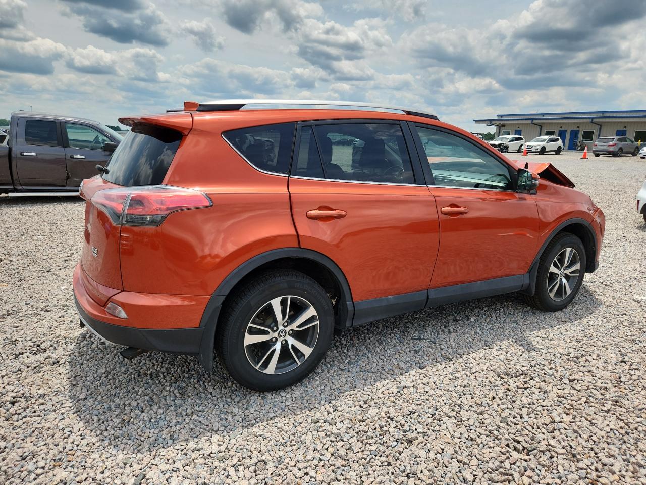 2016 TOYOTA RAV4