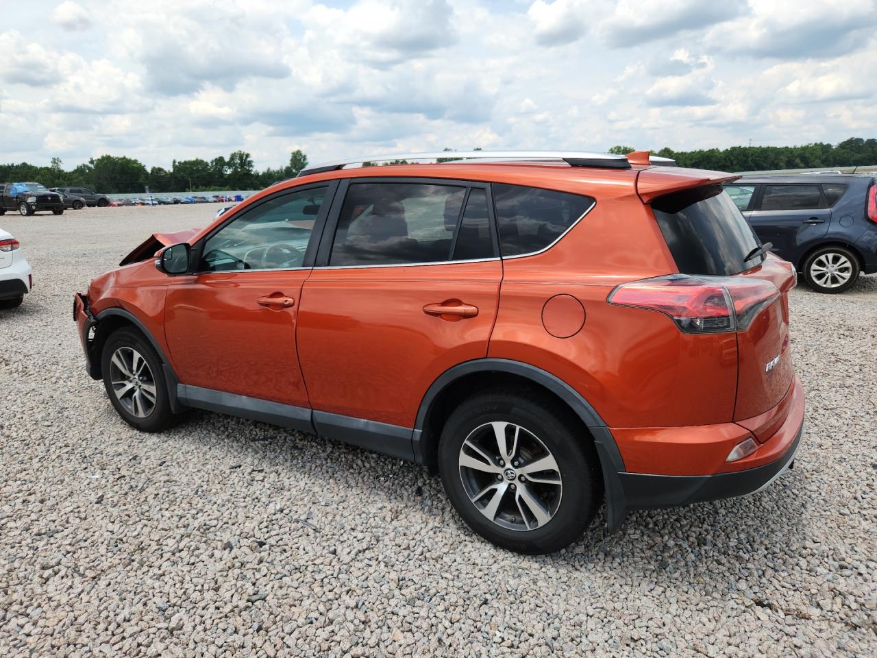 2016 TOYOTA RAV4