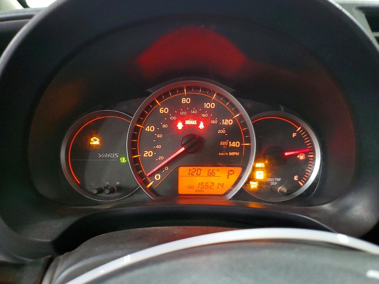 2014 TOYOTA YARIS